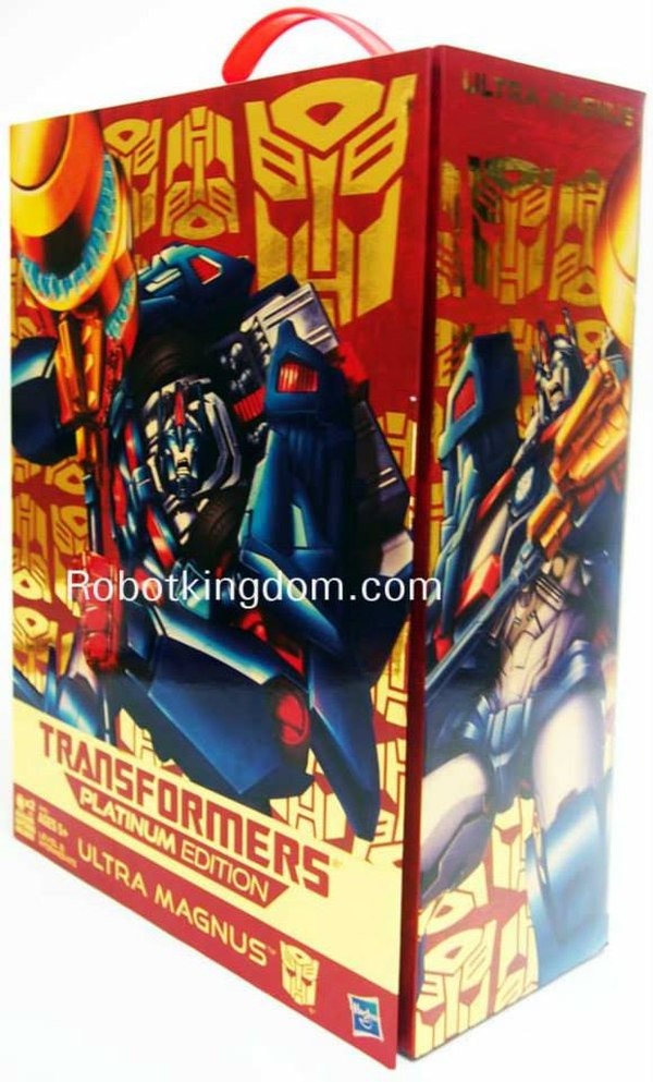 Transformers Platinum Edition Ultra Magnus In Box Image  (4 of 4)